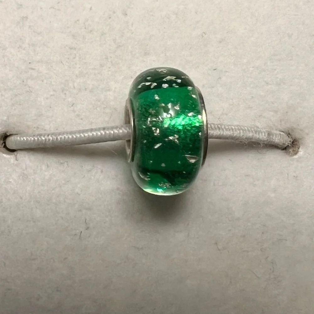 Chamilia 925 Silver Green Gold Flakes Murano Glass Bead Charm EUC CHAMILIA #301